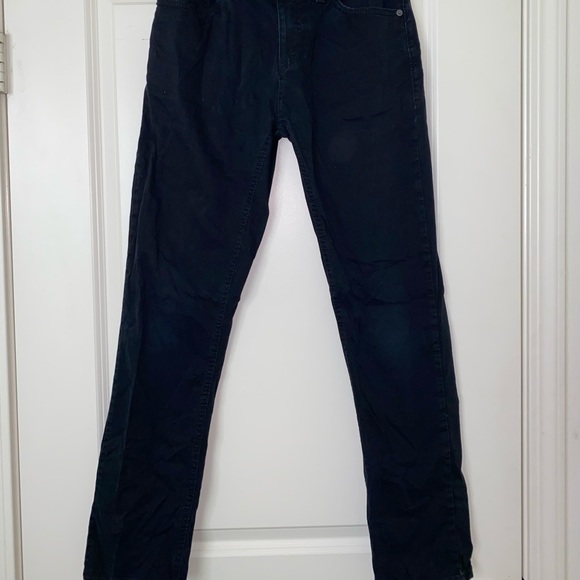 Boy Levi’s Black Jeans - Picture 3 of 11